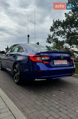 Седан Honda Accord 2022 в 