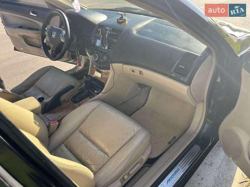 Седан Honda Accord 2005 в Львові