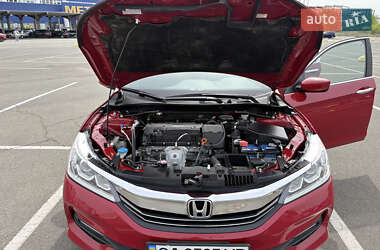 Седан Honda Accord 2016 в 