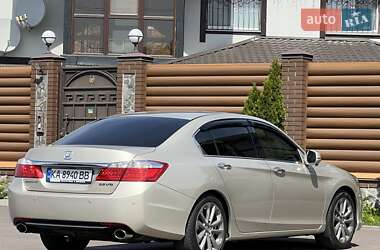 Седан Honda Accord 2013 в 