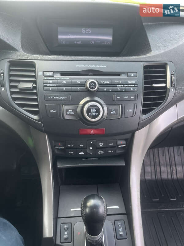 Седан Honda Accord 2008 в Києві