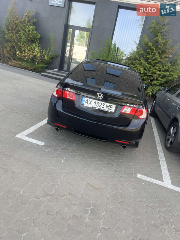 Седан Honda Accord 2008 в Києві