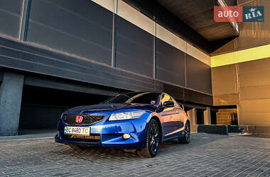 Купе Honda Accord 2009 в 