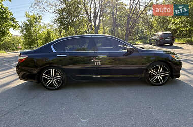 Седан Honda Accord 2017 в 