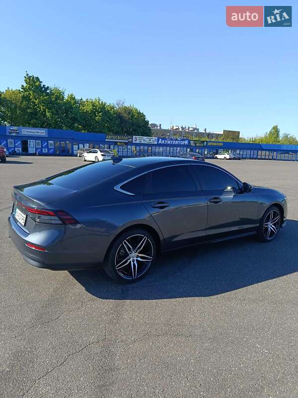 Седан Honda Accord 2023 в Києві