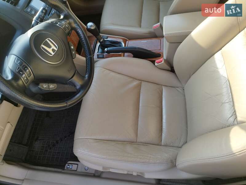 Седан Honda Accord 2006 в Ирпене