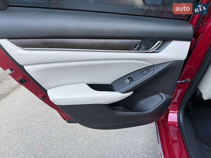 Седан Honda Accord 2017 в Харькове