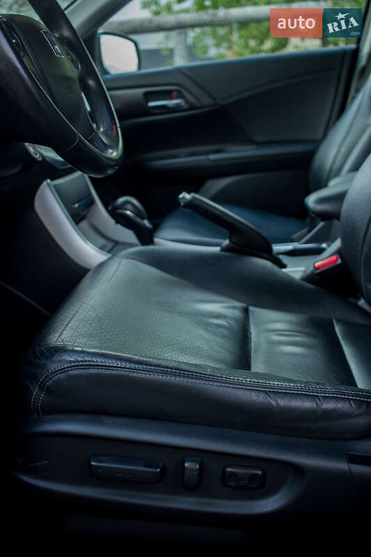 Седан Honda Accord 2013 в Василькові