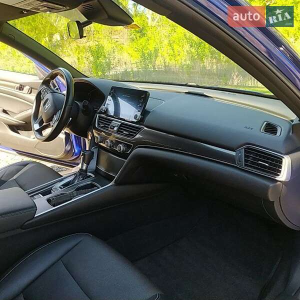 Седан Honda Accord 2018 в Києві
