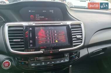 Седан Honda Accord 2016 в 