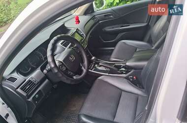 Седан Honda Accord 2016 в 