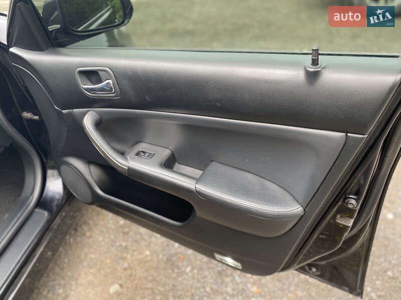 Седан Honda Accord 2006 в Полтаві
