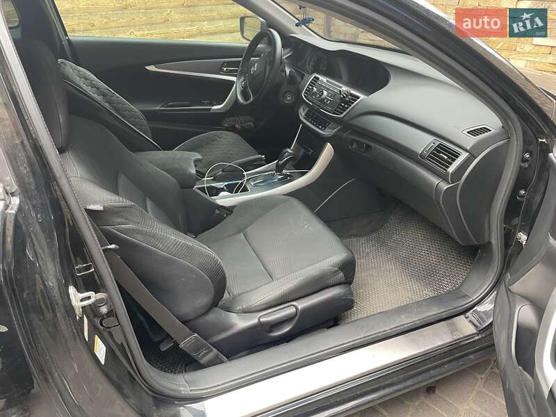 Купе Honda Accord 2013 в Житомирі