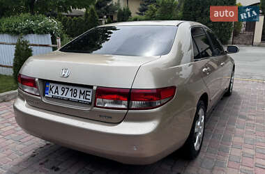 Седан Honda Accord 2005 в 