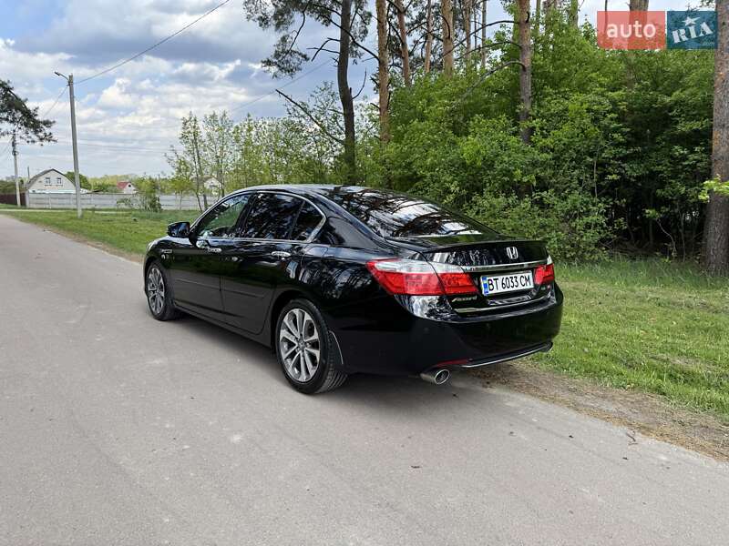 Седан Honda Accord 2013 в Житомире