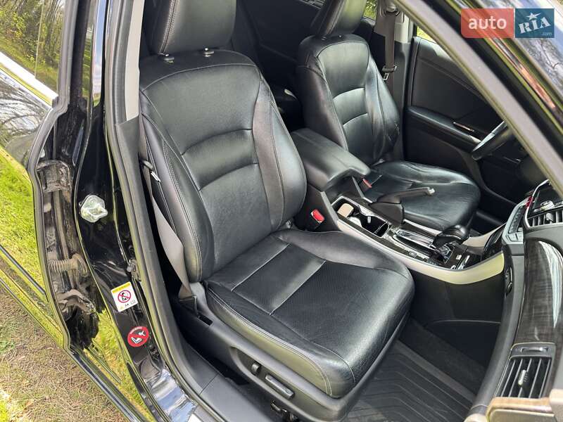 Седан Honda Accord 2013 в Житомире