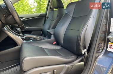 Седан Honda Accord 2011 в 