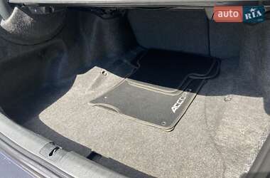 Седан Honda Accord 2011 в 