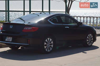 Купе Honda Accord 2015 в 