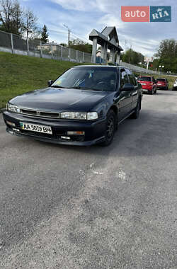 Седан Honda Accord 1990 в Обухове