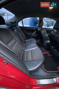 Седан Honda Accord 2004 в 