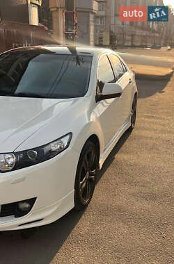 Седан Honda Accord 2010 в Новомосковске