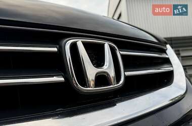 Седан Honda Accord 2013 в 