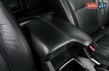 Седан Honda Accord 2013 в 