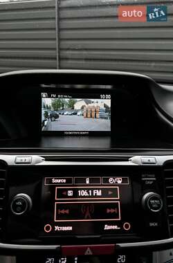 Седан Honda Accord 2013 в 