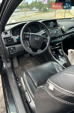Купе Honda Accord 2015 в 