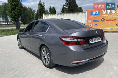 Седан Honda Accord 2017 в 