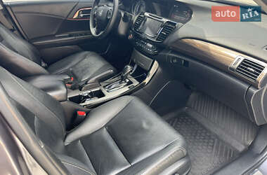 Седан Honda Accord 2017 в 