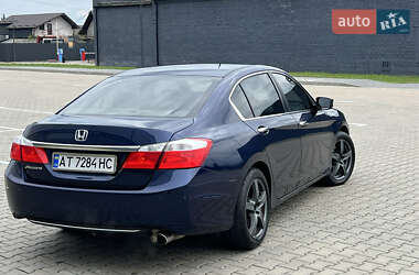 Седан Honda Accord 2015 в 