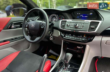 Седан Honda Accord 2016 в 