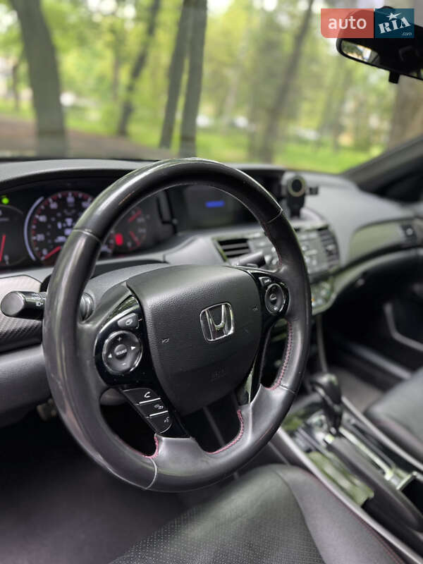 Седан Honda Accord 2017 в Виннице