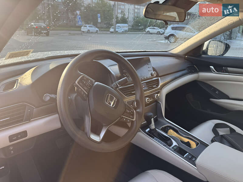 Седан Honda Accord 2018 в Ивано-Франковске