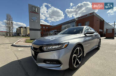 Седан Honda Accord 2020 в Киеве