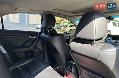 Седан Honda Accord 2010 в 
