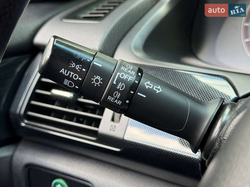 Седан Honda Accord 2013 в Киеве