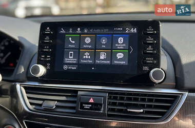 Седан Honda Accord 2022 в 