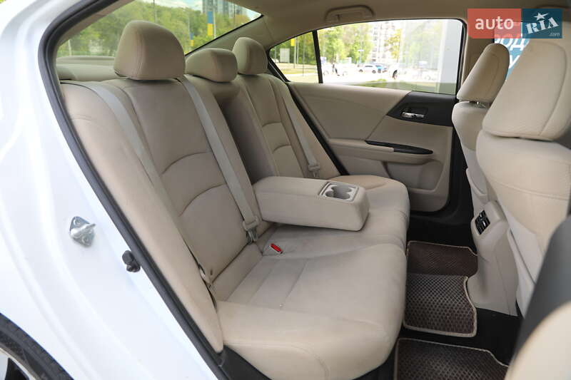 Седан Honda Accord 2016 в Харкові