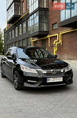 Седан Honda Accord 2015 в Полтаві