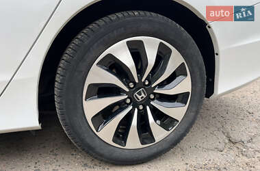 Седан Honda Accord 2014 в 