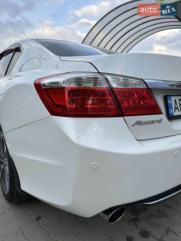 Седан Honda Accord 2013 в Долині