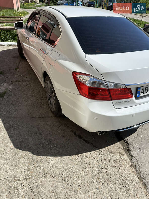 Седан Honda Accord 2013 в Долині