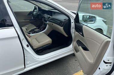 Седан Honda Accord 2014 в 