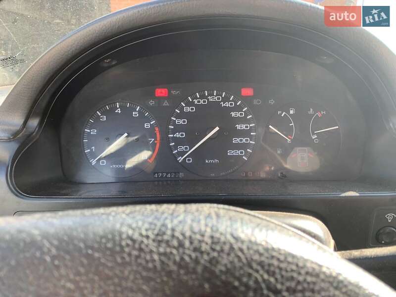 Седан Honda Accord 1993 в Дубровиці