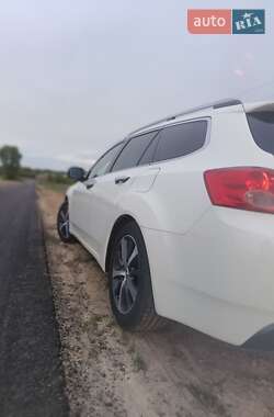 Універсал Honda Accord 2010 в 