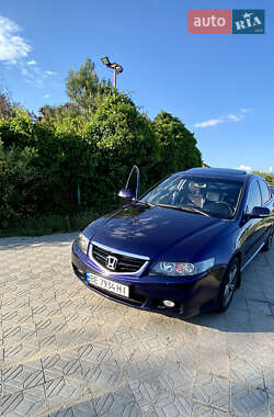 Седан Honda Accord 2004 в 