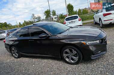 Седан Honda Accord 2018 в 